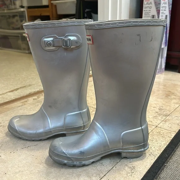 Hunter Silver Kids Boots - Picture 3 of 5